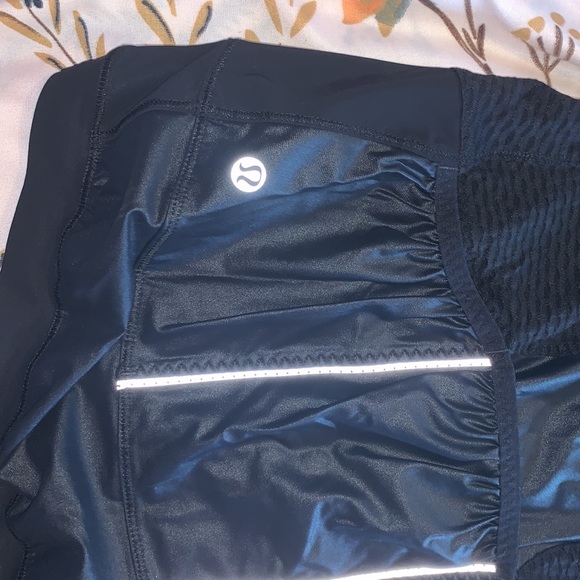 Lululemon Women’s running vest - Picture 8 of 8